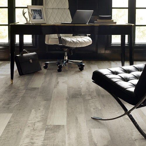 Pier park office laminate flooring | LA Carpet Warehouse, Inc